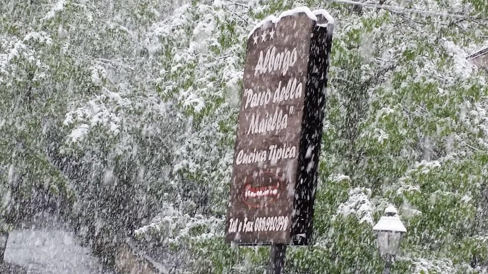 Albergo Parco Della Maiella Sant'Eufemia a Maiella Zewnętrze zdjęcie